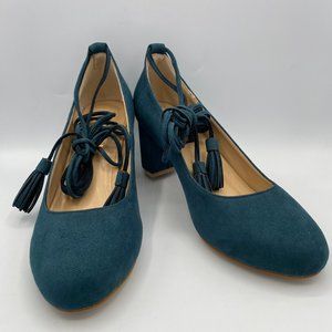 Women's Classic Round-Toe Platform Pumps High